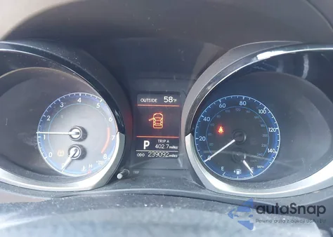 2016 Toyota Corolla S Plus z USA, uszkodzony, nr VIN 5YFBURHE5GP490338